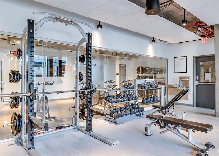 Boulevard Highrise Stu Sky Pool Parking Gym 30