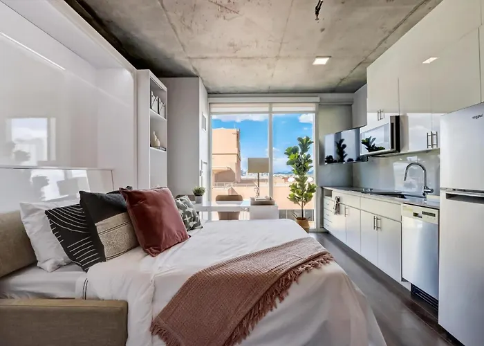 Apartment Boulevard Highrise Stu Sky Pool Parking Gym 30 Phoenix