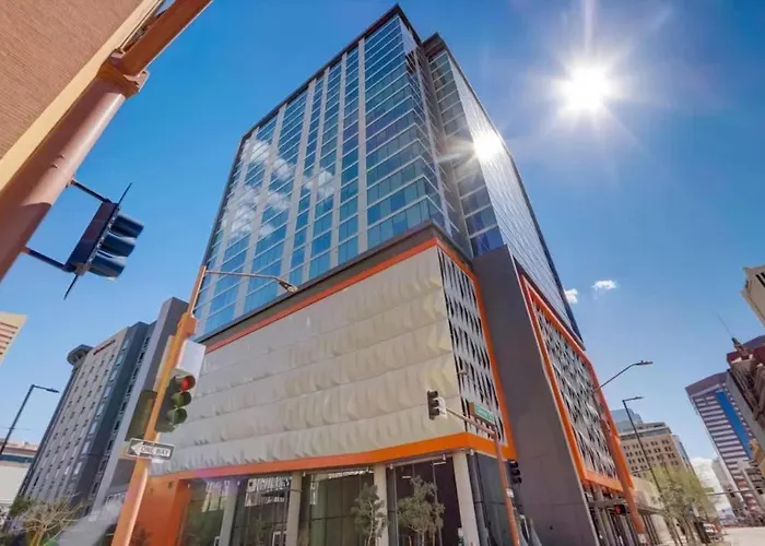 Boulevard Highrise Stu Sky Pool Parking Gym 30 Apartment Phoenix